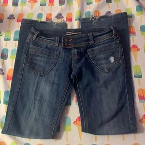 Younique Low Rise Bootcut Jeans, Size 5 MAKE AN OFFER!!!